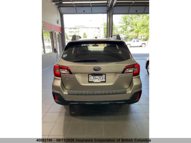 Продажа на аукционе авто 2018 Subaru Outback 2.5i Limited, vin: 4S4BSDNC8J3386031, номер лота: 40082190
