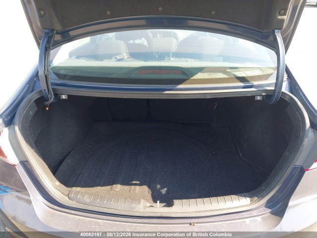Auction sale of the 2018 Hyundai Elantra Sel/value/limited, vin: KMHD84LF9JU517921, lot number: 40082197
