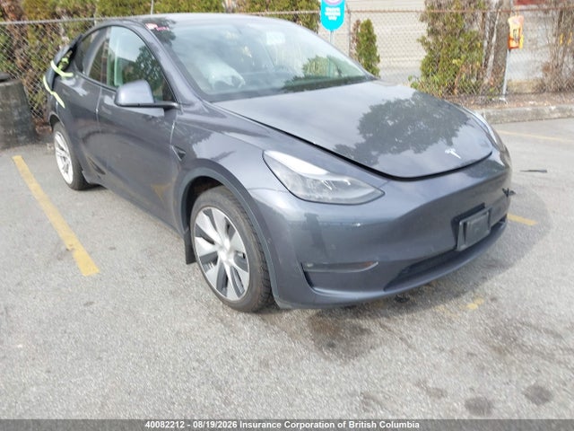 2022 Tesla Model Y მანქანა იყიდება აუქციონზე, vin: 7SAYGAEE5NF543929, აუქციონის ნომერი: 40082212