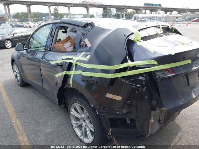 Tesla Model Y 2022 7SAYGAEE5NF543929 Image 3