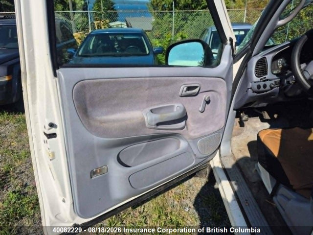 40082229 :رقم المزاد ، 5TBBT441XYS124868 vin ، 2000 Toyota Tundra Access Cab/access Cab Sr5 مزاد بيع