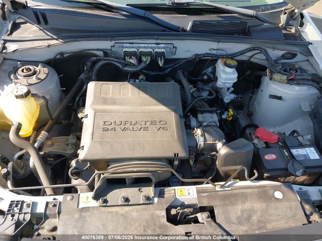 40076389 :رقم المزاد ، 1FMCU9DG6AKD23211 vin ، 2010 Ford Escape Xlt Automatic مزاد بيع