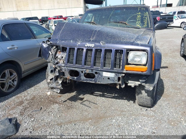 Auction sale of the 1999 Jeep Cherokee Limited, vin: 1J4FF78S6XL621608, lot number: 40066236