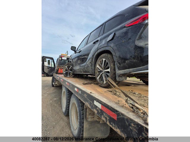 40082287 :رقم المزاد ، 5TDLZRBHXMS132969 vin ، 2021 Toyota Highlander Xse مزاد بيع