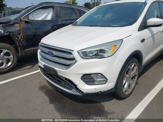 Ford Escape Titanium 2017 1FMCU9J92HUD62091 Image 2
