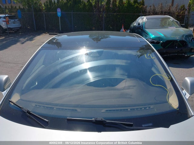 2015 Tesla Model S 85d მანქანა იყიდება აუქციონზე, vin: 5YJSA1H21FFP71403, აუქციონის ნომერი: 40082308