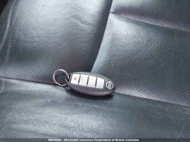 40076888 :رقم المزاد ، 5N1AT2MV3FC848986 vin ، 2015 Nissan Rogue S/sl/sv مزاد بيع