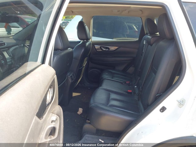 40076888 :رقم المزاد ، 5N1AT2MV3FC848986 vin ، 2015 Nissan Rogue S/sl/sv مزاد بيع