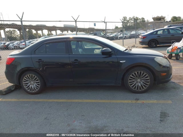 Продажа на аукционе авто 2011 Suzuki Kizashi Sls, vin: JS2RF9A7XB6110274, номер лота: 40082318