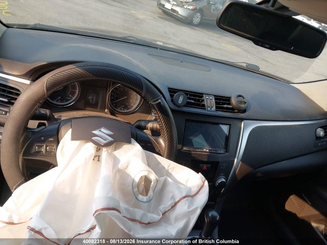 Продажа на аукционе авто 2011 Suzuki Kizashi Sls, vin: JS2RF9A7XB6110274, номер лота: 40082318