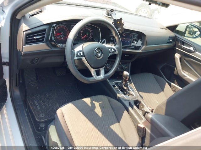 40082325 :رقم المزاد ، 3VWC57BU0KM067329 vin ، 2019 Volkswagen Jetta مزاد بيع