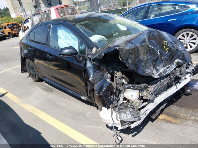 40079127 :رقم المزاد ، 5YFBPMBE0MP243551 vin ، 2021 Toyota Corolla Le مزاد بيع