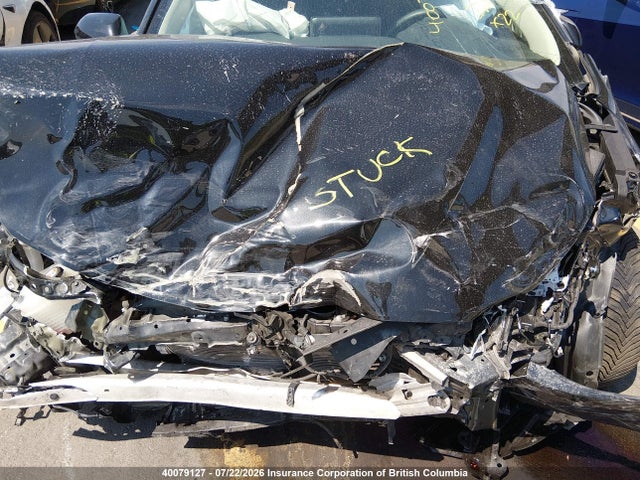 40079127 :رقم المزاد ، 5YFBPMBE0MP243551 vin ، 2021 Toyota Corolla Le مزاد بيع