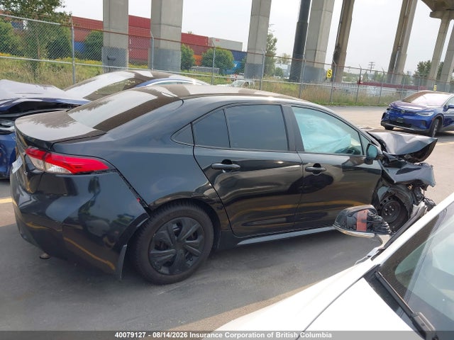 40079127 :رقم المزاد ، 5YFBPMBE0MP243551 vin ، 2021 Toyota Corolla Le مزاد بيع