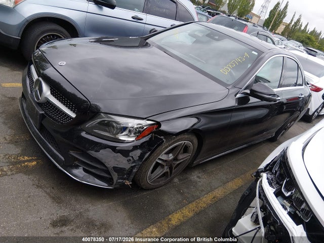 2019 Mercedes-benz C 300 4matic მანქანა იყიდება აუქციონზე, vin: 55SWF8EB7KU304494, აუქციონის ნომერი: 40078350