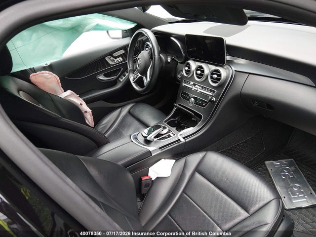 2019 Mercedes-benz C 300 4matic მანქანა იყიდება აუქციონზე, vin: 55SWF8EB7KU304494, აუქციონის ნომერი: 40078350