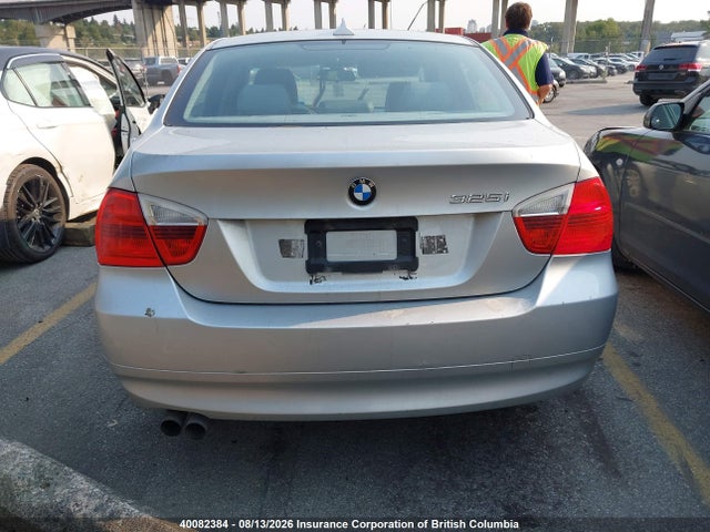Продажа на аукционе авто 2006 Bmw 325i, vin: WBAVB13556PT27293, номер лота: 40082384