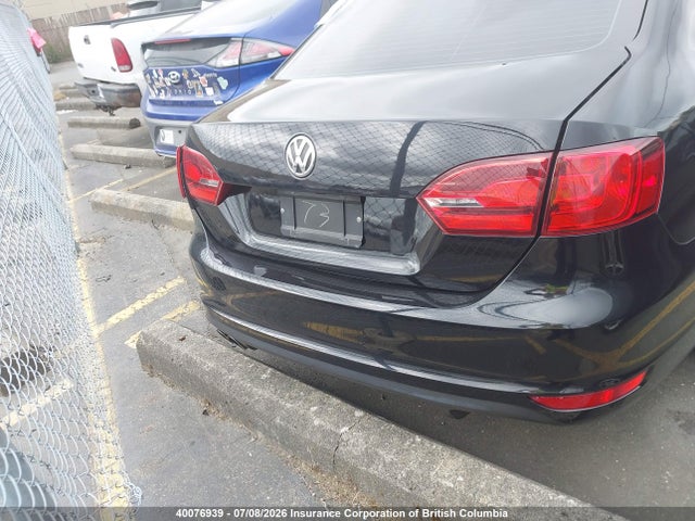 40076939 :رقم المزاد ، 3VW4S7AJ9DM291058 vin ، 2013 Volkswagen Jetta Gli مزاد بيع