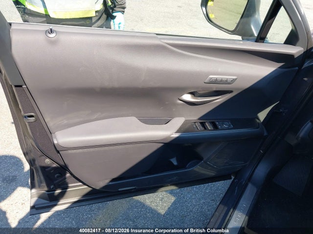 Продаж на аукціоні авто 2025 Lexus Ux 300h, vin: JTHUCJDH0S2009415, номер лоту: 40082417