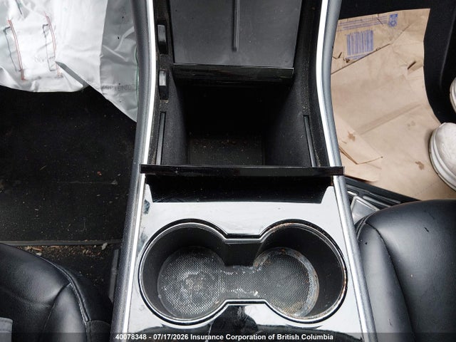 Tesla Model Y 2020 5YJYGDEE0LF029076 Image 11