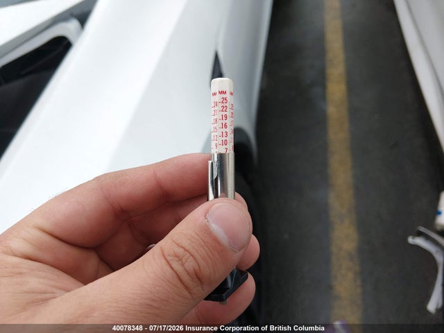 Tesla Model Y 2020 5YJYGDEE0LF029076 Image 19