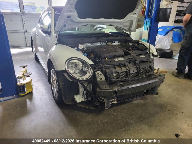 Aukcja sprzedaży 2015 Volkswagen The Beetle 1.8 Tsi Comfortline/1.8 Tsi Trendline, vin: 3VWJ07AT6FM640951, numer aukcji: 40082449