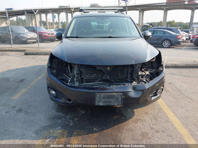 Продажа на аукционе авто 2017 Volkswagen Tiguan Highline, vin: WVGLV7AX8HK035674, номер лота: 40082463