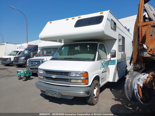 40082475 :رقم المزاد ، 1GBJG31J1T1039806 vin ، 1998 Chevrolet G30 مزاد بيع