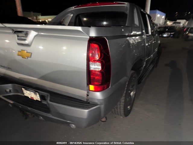 2013 Chevrolet Avalanche Lt მანქანა იყიდება აუქციონზე, vin: 3GNTKFE70DG340483, აუქციონის ნომერი: 40082491