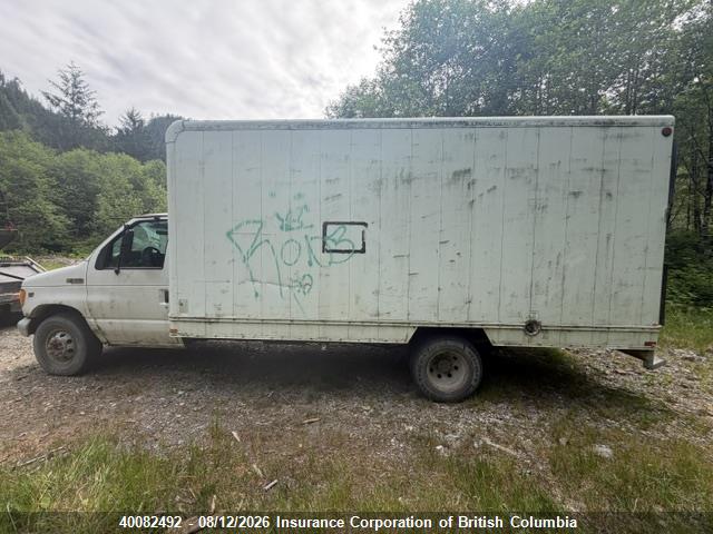 40082492 :رقم المزاد ، 1FDWE30F8XHB03160 vin ، 1999 Ford Econoline E350 Super Duty Ctwy V Rv مزاد بيع