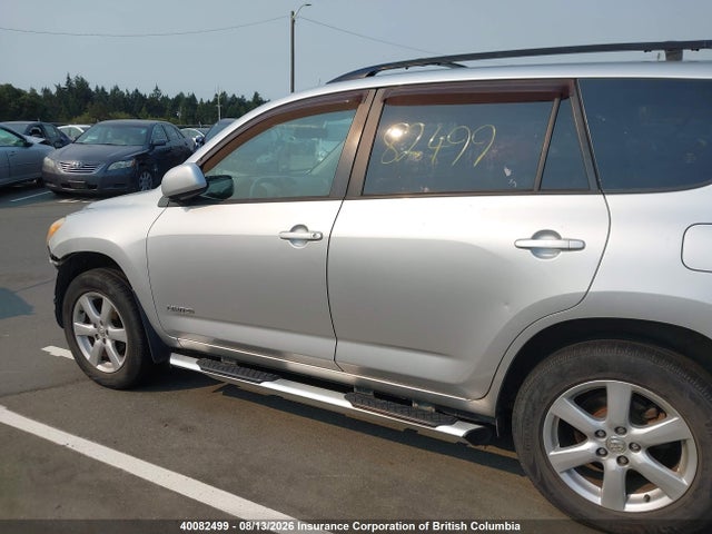 2006 Toyota Rav4 მანქანა იყიდება აუქციონზე, vin: JTMBD31V066006279, აუქციონის ნომერი: 40082499