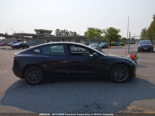 2022 Tesla Model 3 მანქანა იყიდება აუქციონზე, vin: 5YJ3E1EA3NF341732, აუქციონის ნომერი: 40082530