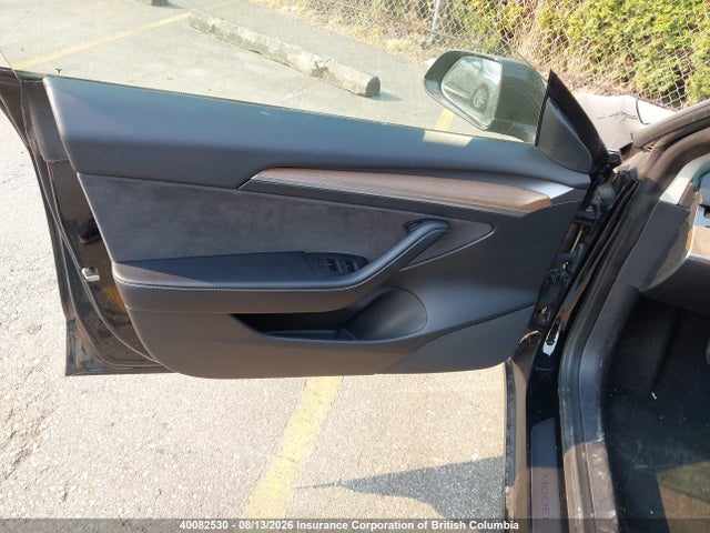 40082530 :رقم المزاد ، 5YJ3E1EA3NF341732 vin ، 2022 Tesla Model 3 مزاد بيع