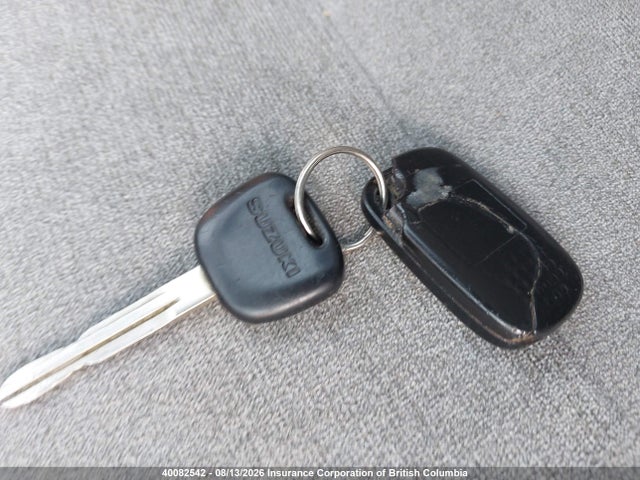 40082542 :رقم المزاد ، JS3TX92V244111400 vin ، 2004 Suzuki Xl7 Ex/lx مزاد بيع