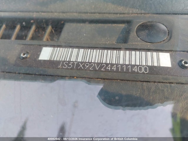 40082542 :رقم المزاد ، JS3TX92V244111400 vin ، 2004 Suzuki Xl7 Ex/lx مزاد بيع
