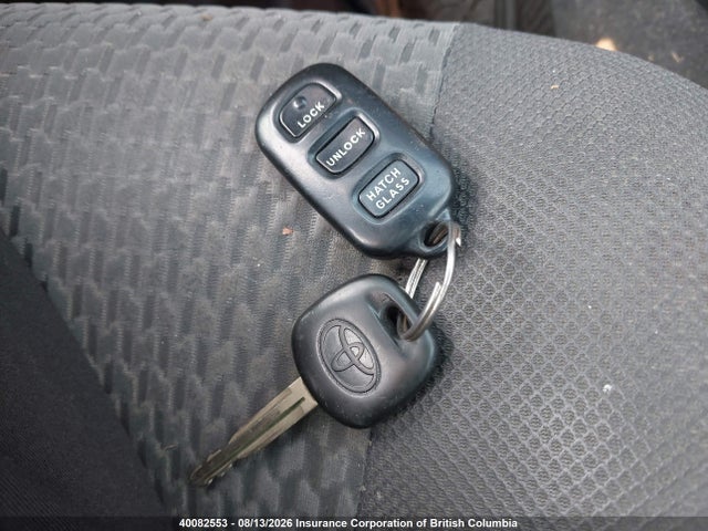 40082553 :رقم المزاد ، 2T1KR32E55C909549 vin ، 2005 Toyota Corolla Matrix Xr مزاد بيع