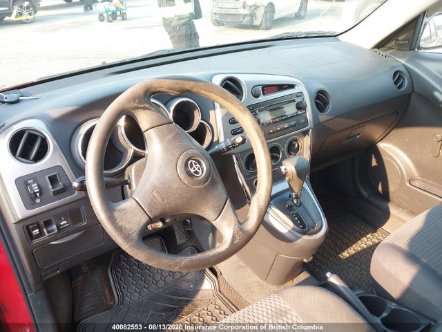 40082553 :رقم المزاد ، 2T1KR32E55C909549 vin ، 2005 Toyota Corolla Matrix Xr مزاد بيع