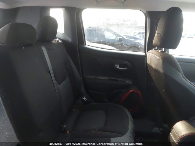 40082557 :رقم المزاد ، ZACNJBC18KPJ99084 vin ، 2019 Jeep Renegade Trailhawk مزاد بيع
