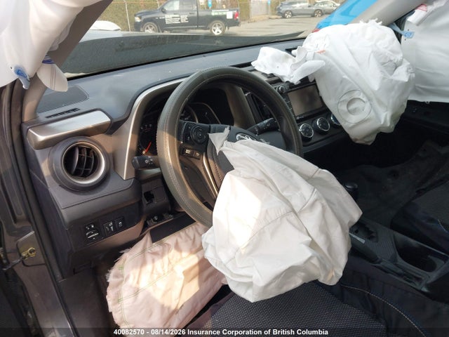 40082570 :رقم المزاد ، 2T3ZFREVXFW155044 vin ، 2015 Toyota Rav4 مزاد بيع