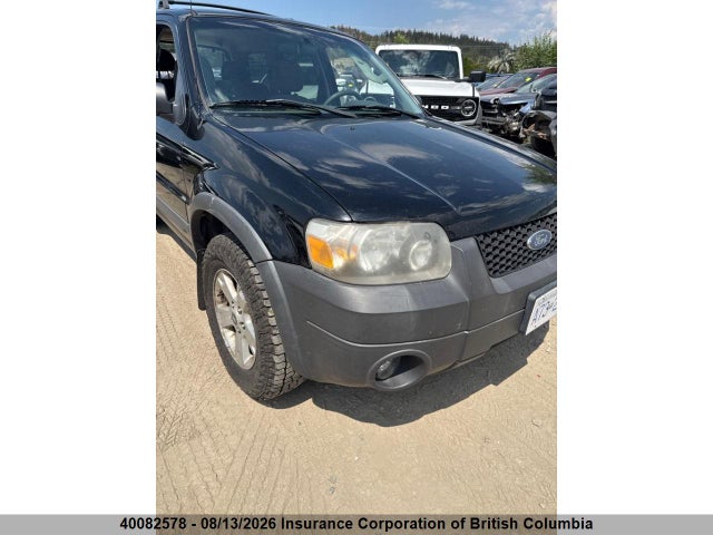 2005 Ford Escape Xlt მანქანა იყიდება აუქციონზე, vin: 1FMYU93175KD37739, აუქციონის ნომერი: 40082578