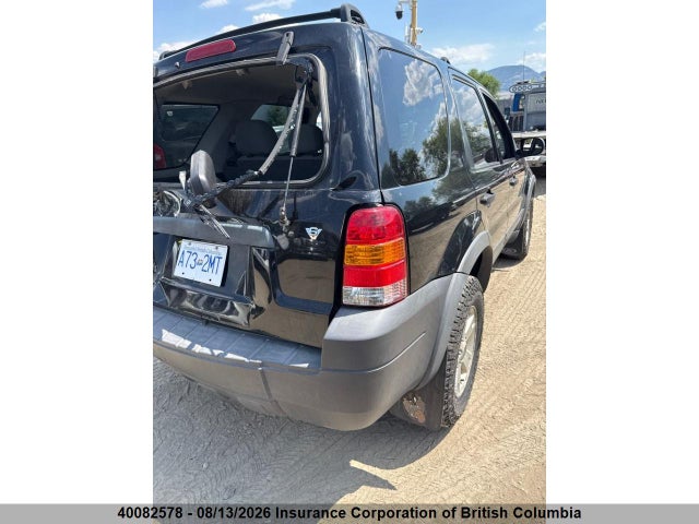 2005 Ford Escape Xlt მანქანა იყიდება აუქციონზე, vin: 1FMYU93175KD37739, აუქციონის ნომერი: 40082578