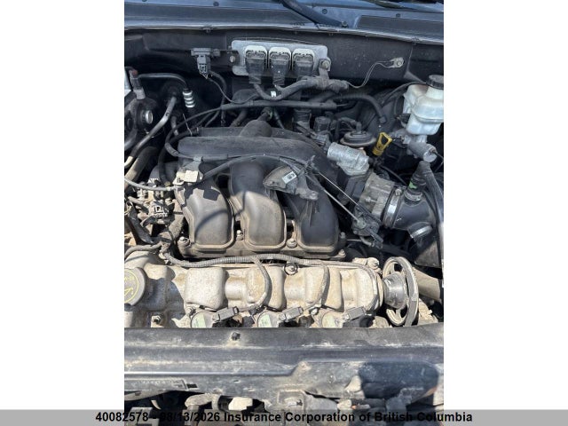 2005 Ford Escape Xlt მანქანა იყიდება აუქციონზე, vin: 1FMYU93175KD37739, აუქციონის ნომერი: 40082578