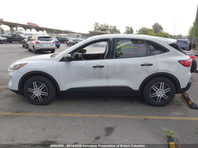 40082588 :رقم المزاد ، 1FMCU9F60LUB82258 vin ، 2020 Ford Escape S مزاد بيع