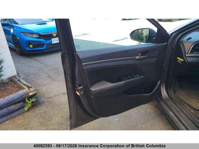Продаж на аукціоні авто 2018 Hyundai Elantra Gl, vin: KMHD84LF0JU516897, номер лоту: 40082593