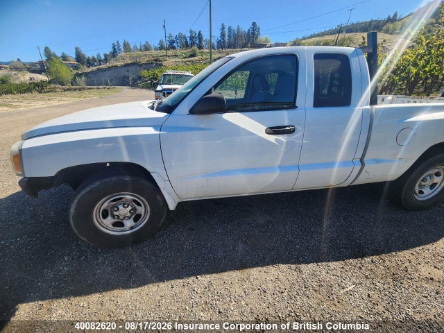 2006 Dodge Dakota St მანქანა იყიდება აუქციონზე, vin: 1D7HW22K76S667615, აუქციონის ნომერი: 40082620