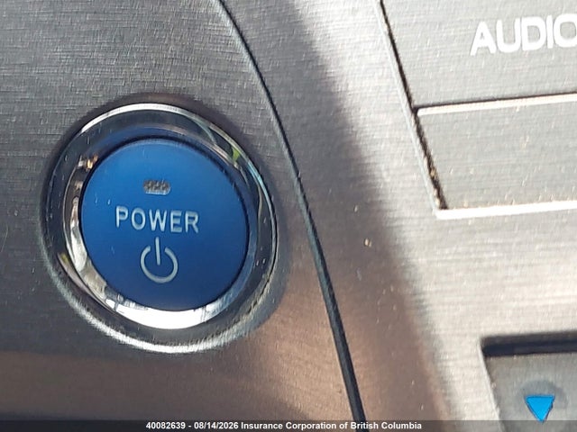 40082639 :رقم المزاد ، JTDKN3DU3F0432020 vin ، 2015 Toyota Prius مزاد بيع