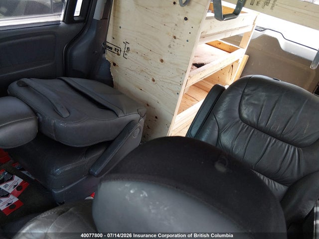 40077800 :رقم المزاد ، 5FNRL38775B506452 vin ، 2005 Honda Odyssey Ex-l مزاد بيع