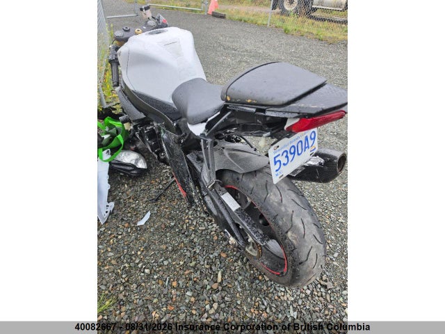 Suzuki GSX-R750 2019 JS1GR7MAXK7100613 Image 5