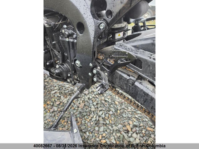 Suzuki GSX-R750 2019 JS1GR7MAXK7100613 Image 8