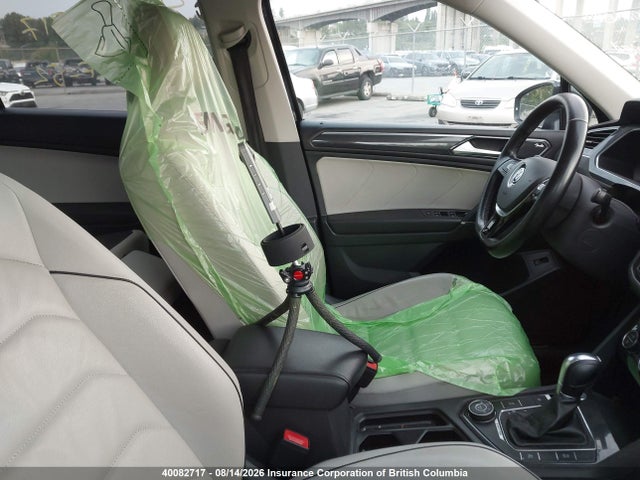 Продаж на аукціоні авто 2018 Volkswagen Tiguan Sel Premium, vin: 3VV4B7AX7JM103187, номер лоту: 40082717